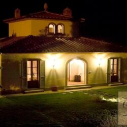 Recently Built Villa for sale near Cortona (13)-1200