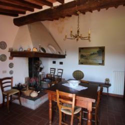 Tuscan farmhouse for sale V2865M (1)