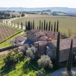 A wonderful stone property for sale near Montalcino, Tuscany (43)