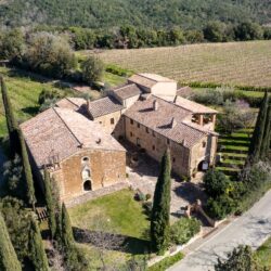 A wonderful stone property for sale near Montalcino, Tuscany (44)