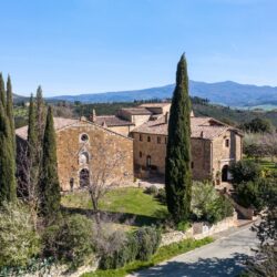 A wonderful stone property for sale near Montalcino, Tuscany (45)