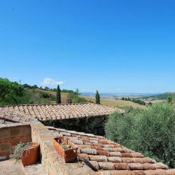 Val d'Orcia Farmhouse with Pool for Sale image 8