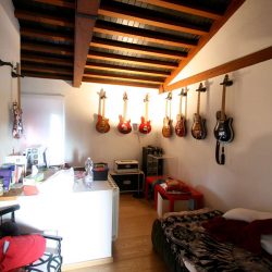 guitar room -1200