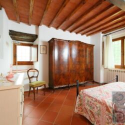 Stone Property for sale with Pool near Vicchio Florence Tuscany (14)