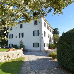 Villa near Lucca Image 24