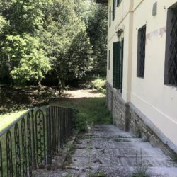 Superb Villa to Restore near Cortona (13)-1200