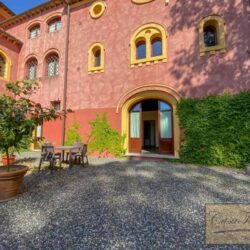 1 Bedroom Apartment in an Amazing Historic Castle  (2)