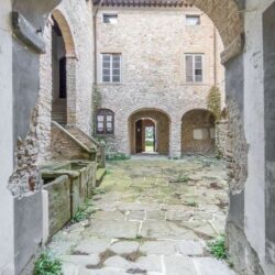 Castle and Estate for Sale near Arezzo 11