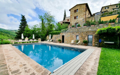 Wonderful restored villa with garden and pool in Chianti