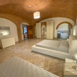 3 Bedroom Apartment in an Amazing Historic Castle (13)