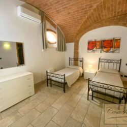 3 Bedroom Apartment in an Amazing Historic Castle (14)