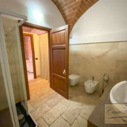 3 Bedroom Apartment in an Amazing Historic Castle (5)