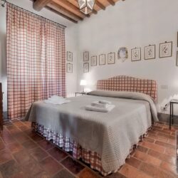 Agriturismo for sale near Florence with apartments and pool, Tuscany (21)-1200