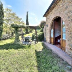 Agriturismo for sale near Florence with apartments and pool, Tuscany (27)-1200