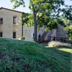 Agriturismo for sale near Florence with apartments and pool, Tuscany (42)-1200