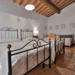 Agriturismo for sale near Florence with apartments and pool, Tuscany (5)-1200