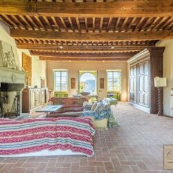 Ancient Villa for sale near Lucca Tuscany (24)