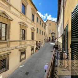 Apartment with Balcony and Cellar in Montepulciano 9