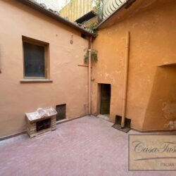 Apartment with Balcony and Cellar in Montepulciano 2