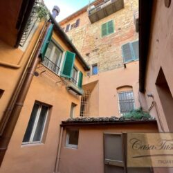 Apartment with Balcony and Cellar in Montepulciano 6