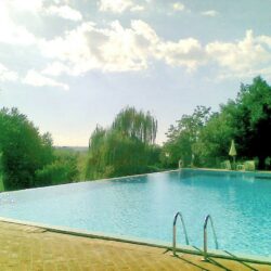 Apartment-with-pool-and-tennis-court-in-Tuscany-_1200-23