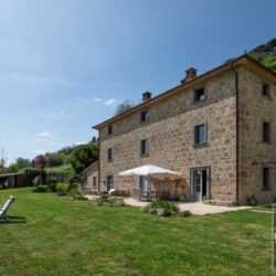 Beautiful Stone House for sale near Orvieto Umbria Italy (14)