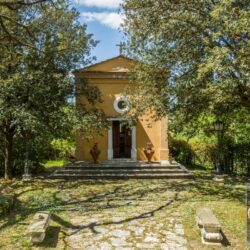 Beautiful Villa for Sale near Arezzo, Tuscany (2)