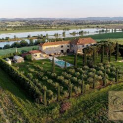 Beautiful property for sale near Cortona Tuscany (13)-1200