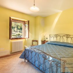 Cetona villa with Pool for sale in Tuscany (15)-1200