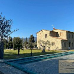 Character House with Pool + Olives near Cortona 9