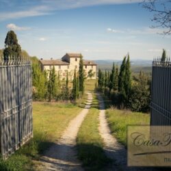 Chianti Farmhouse for sale near Castelnuovo Berardenga Tuscany 2(35)