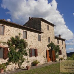 Chianti Farmhouse for sale near Castelnuovo Berardenga Tuscany 2(50)