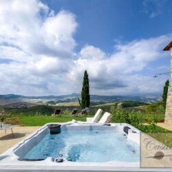 Country House with Restaurant, Riding School and Jacuzzi 14