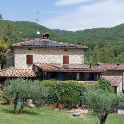 Former mill with pool for sale near Caprese Michelangelo Arezzo Tuscany (1)-1200