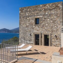Fortress on the Tuscan coast with direct sea access (12)