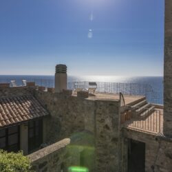 Fortress on the Tuscan coast with direct sea access (14)