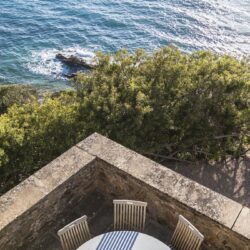 Fortress on the Tuscan coast with direct sea access (32)