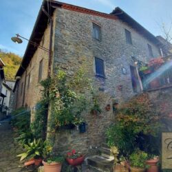 House for sale in Bagni di Lucca (1)-1200