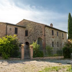 House for sale near Lake Trasimeno Umbria (2)