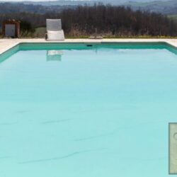 House with pool for sale near Asciano (1)