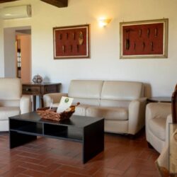 House with pool for sale near Asciano (10)