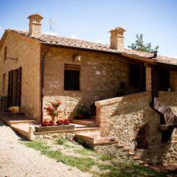 House with pool for sale near Chianciano Terme Tuscany (100)