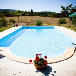 House with pool for sale near Chianciano Terme Tuscany (101)