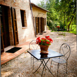 House with pool for sale near Chianciano Terme Tuscany (22)