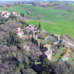 Lake view property for sale in Umbria (2)-1200