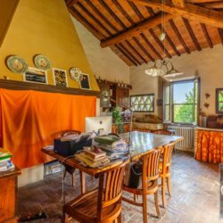 Large farmhouse for sale near Buonconvento Crete Senesi Tuscany (41)