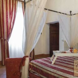 Large villa in town with pool Siena Tuscany (17)-1200
