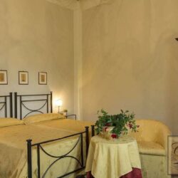 Large villa in town with pool Siena Tuscany (20)-1200