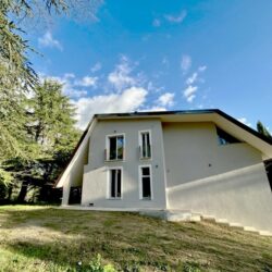 Newly restored house near Peccioli Tuscany (32)