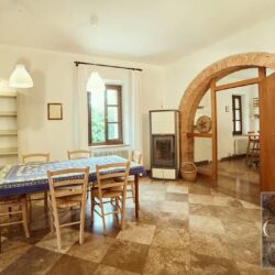 Prestigious Historic Villa for sale near Siena Tuscany (10)
